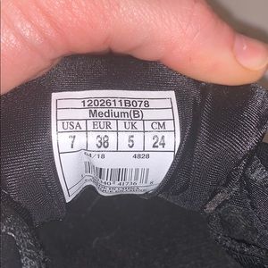 Brooks Shoes - Brooks Pure Cadence 7- SZ 7 Brooks Shoes - Brooks Pure Cadence 7- SZ 7